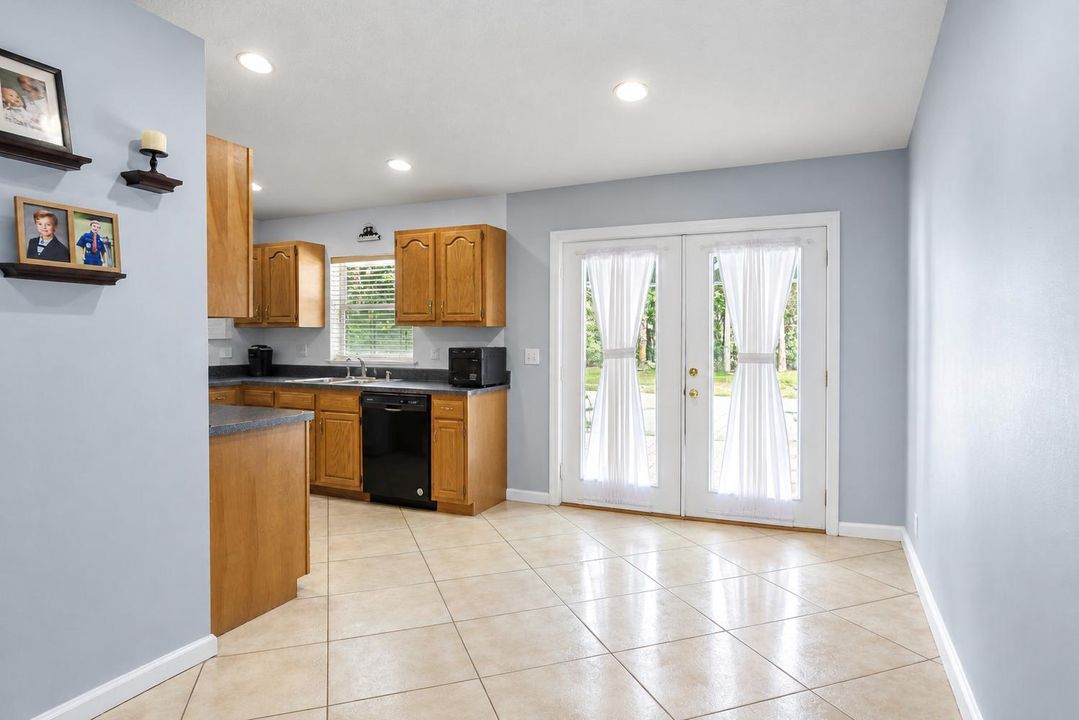 006-061-Dining-1500x1000