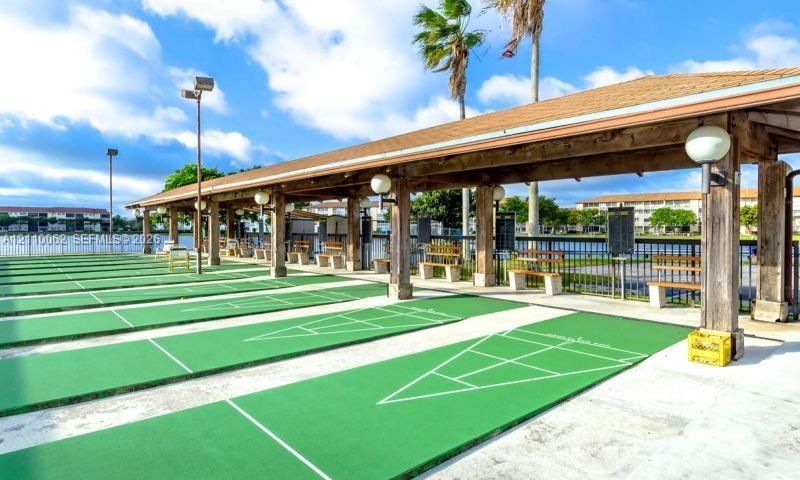 En Venta: $249,000 (2 camas, 2 baños, 1207 Pies cuadrados)