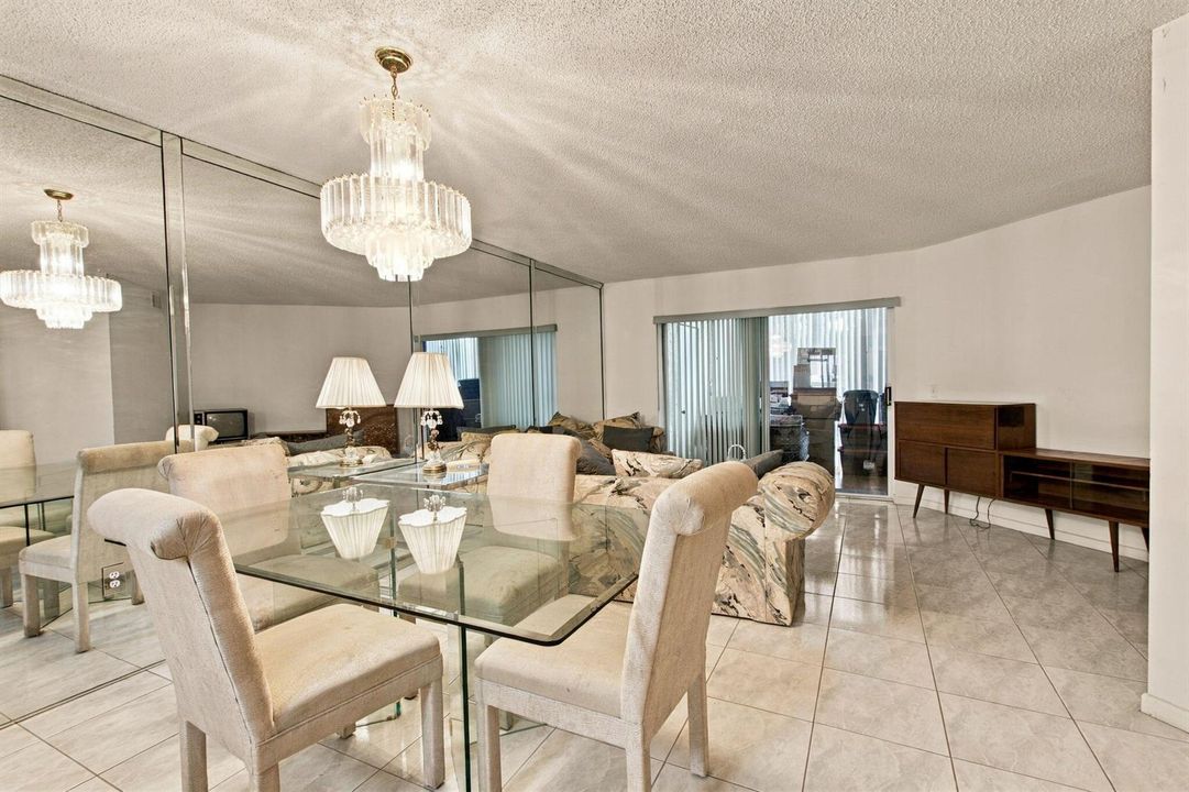 12-web-or-mls-7605-trent-dr-103b