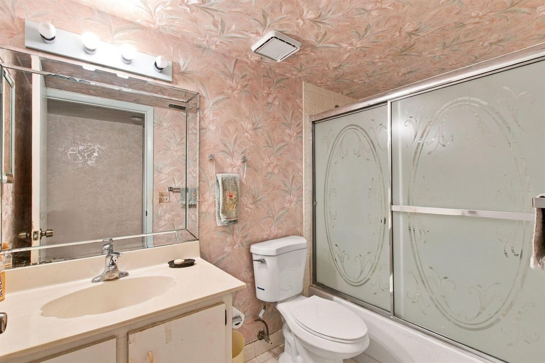 17-web-or-mls-7605-trent-dr-103b
