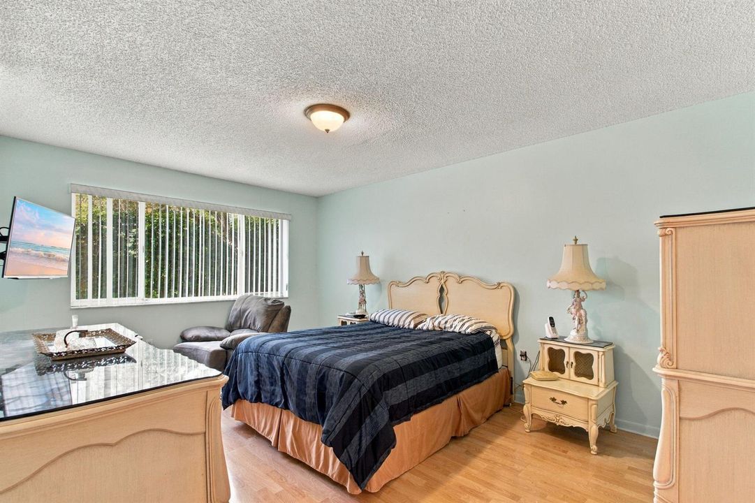 18-web-or-mls-7605-trent-dr-103b