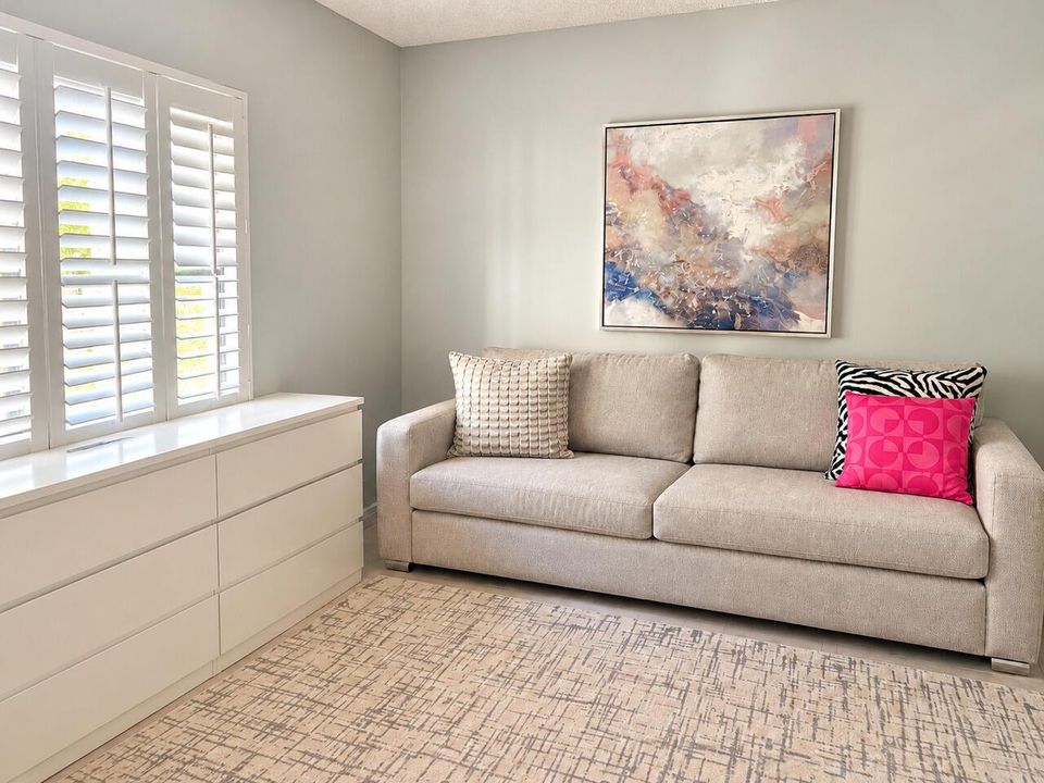 2nd Bedroom