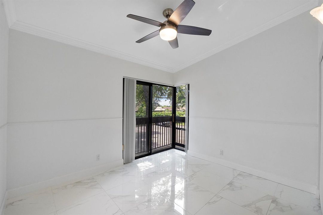 1913 Sw 15th St unit 24_017