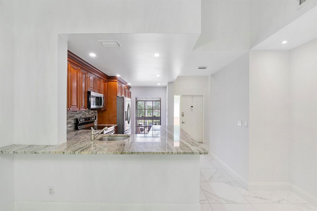 1913 Sw 15th St unit 24_007