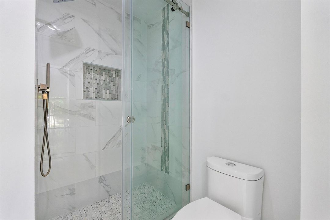 1913 Sw 15th St unit 24_028