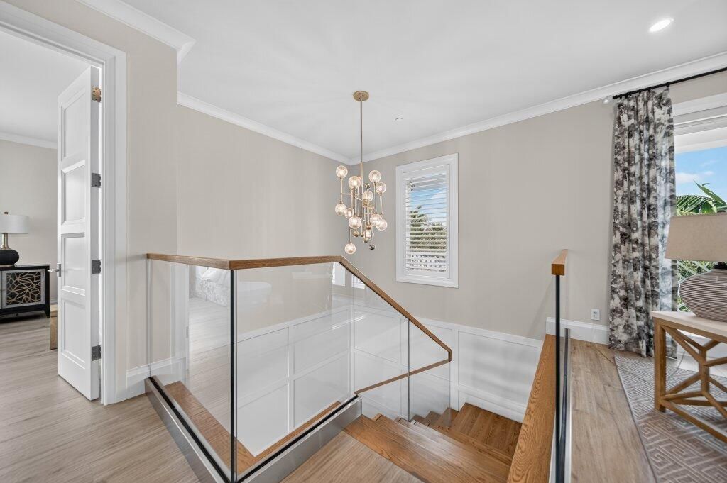 stairs2.jpg-SMALL