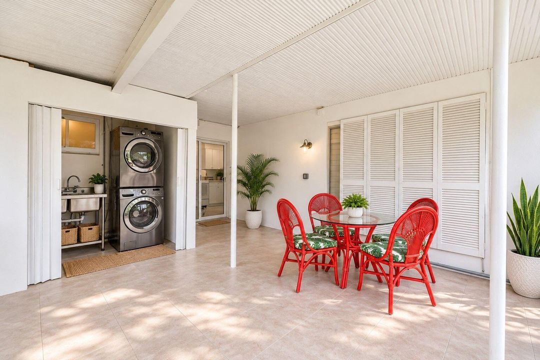 29-web-or-mls-Patio 2