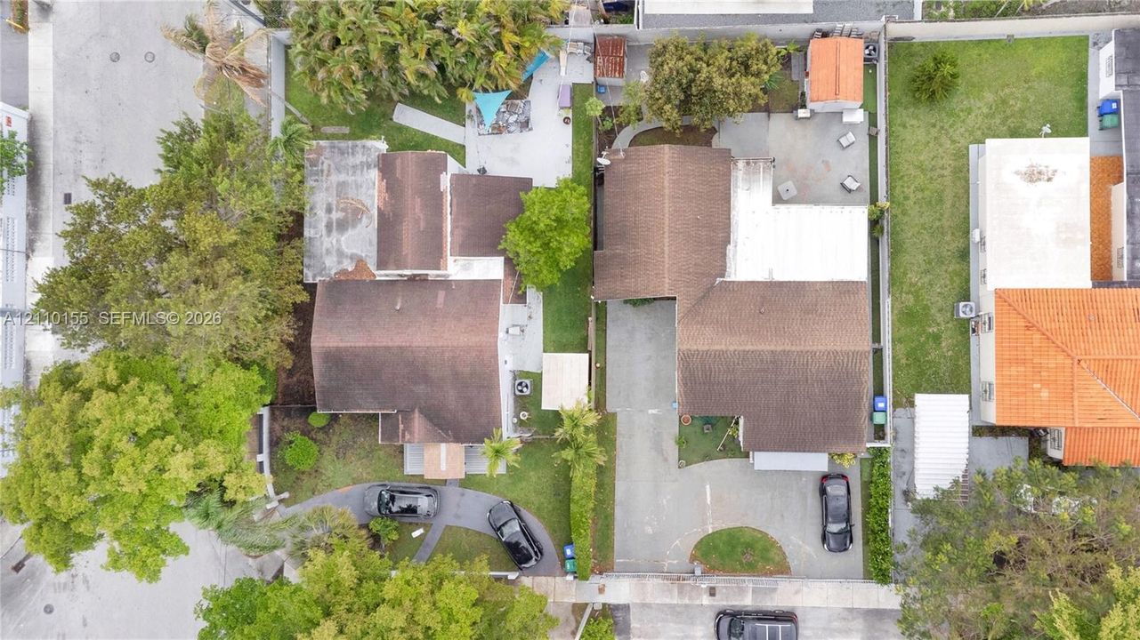 En Venta: $725,000 (4 camas, 3 baños, 1568 Pies cuadrados)
