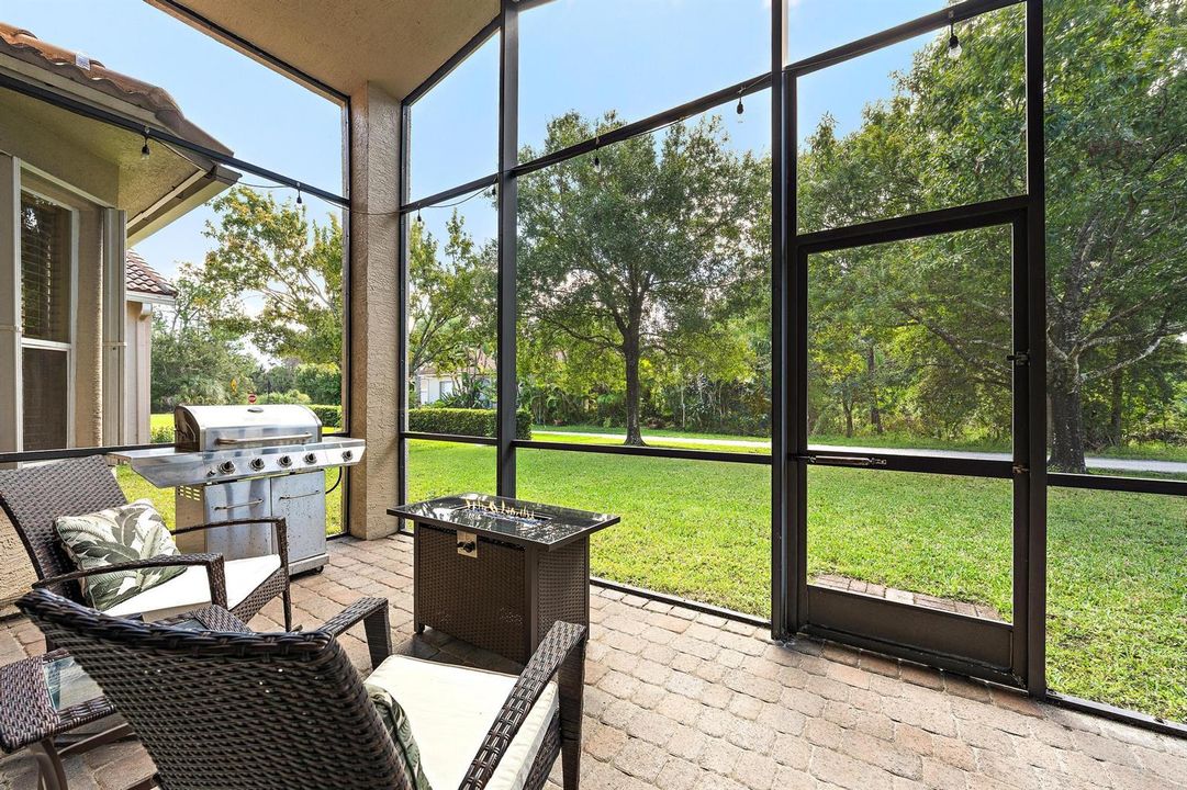 Screened in Patio
