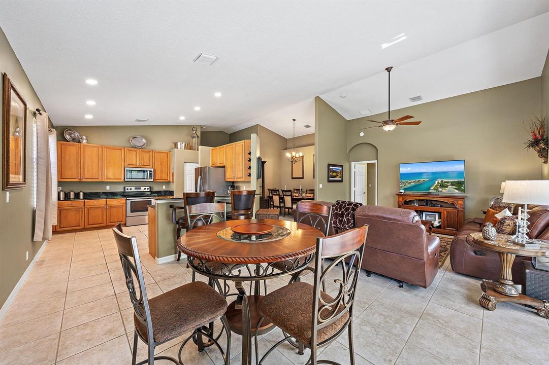 Eat in Kitchen