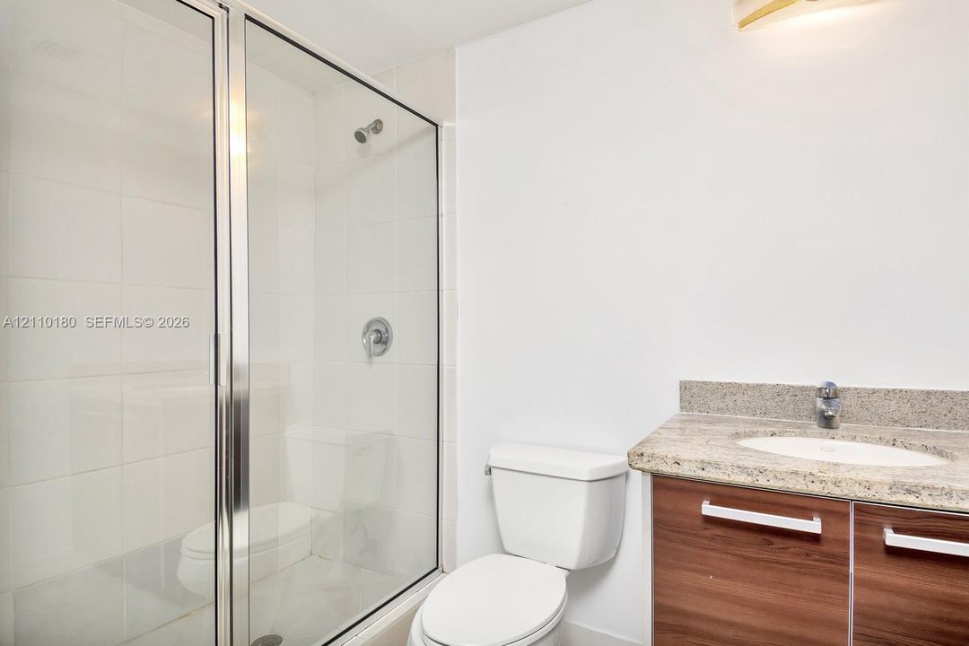 For Rent: $4,650 (3 beds, 3 baths, 1486 Square Feet)