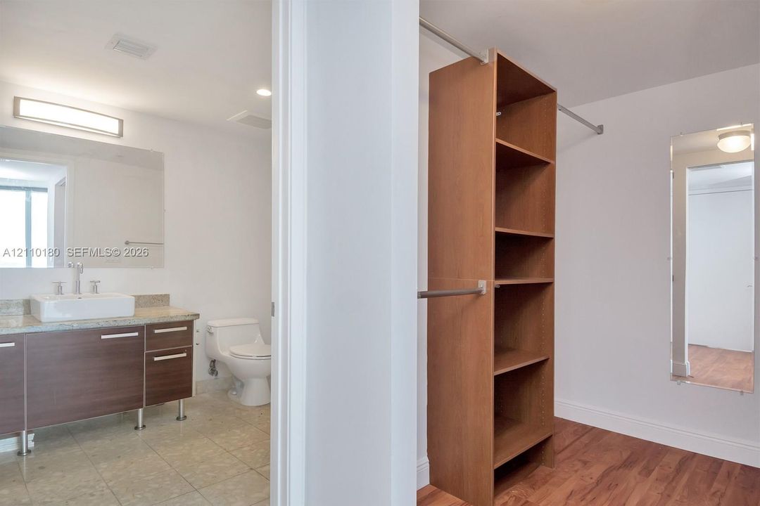 For Rent: $4,650 (3 beds, 3 baths, 1486 Square Feet)