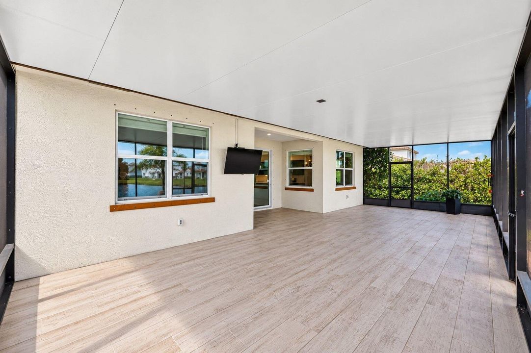 66-web-or-mls-Patio 2