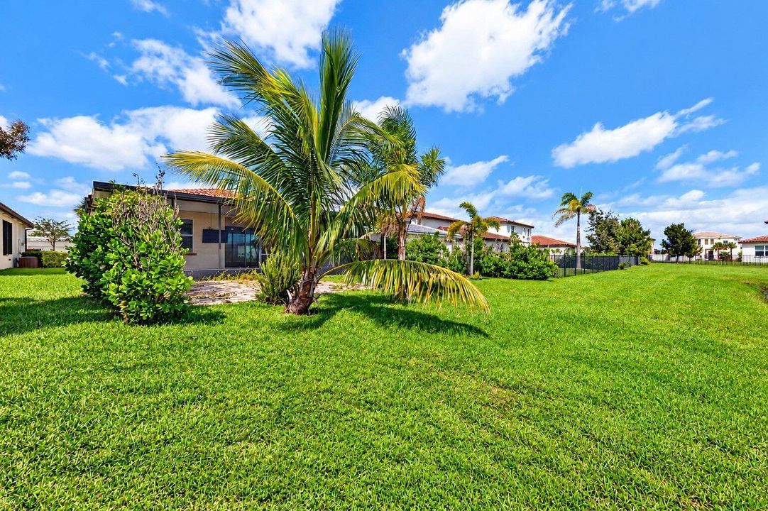 72-web-or-mls-Backyard 2
