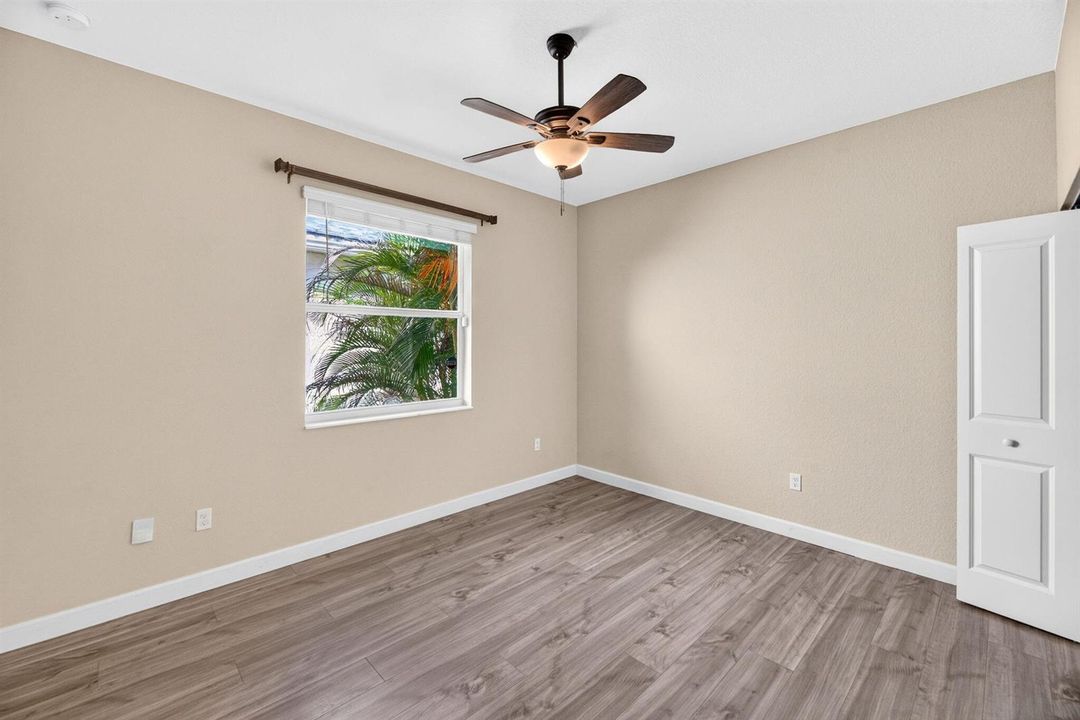 54-web-or-mls-Side bedroom 1