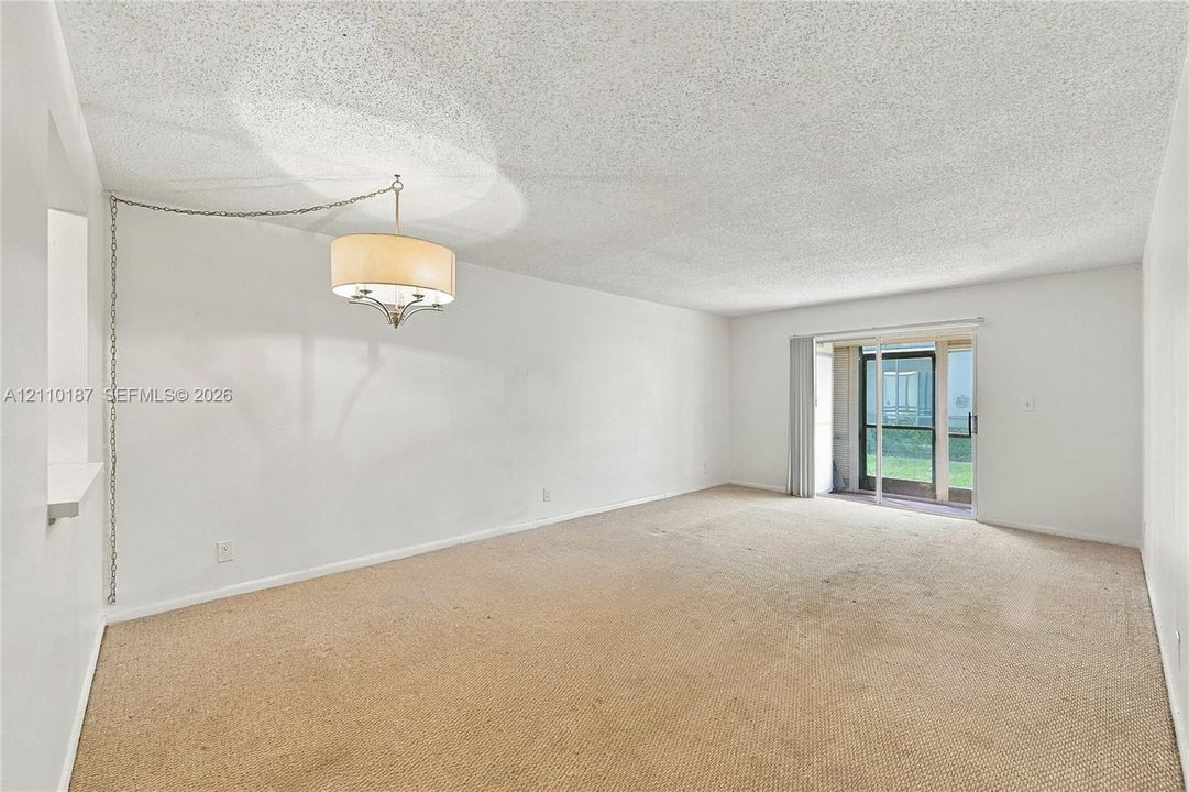 В аренду: $1,850 (2 спален, 2 ванн, 1085 Квадратных фут)