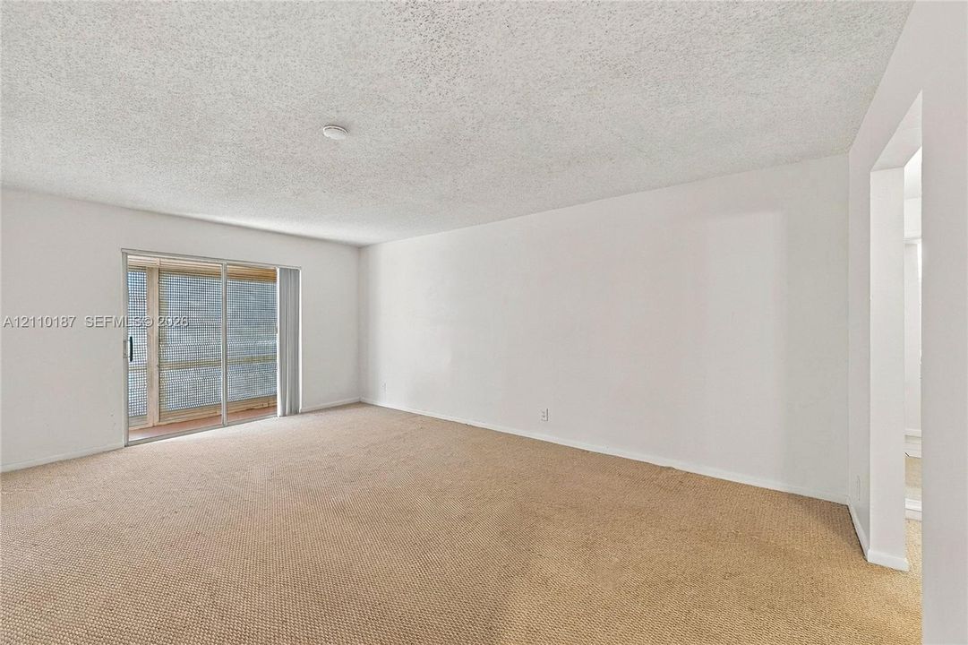 В аренду: $1,850 (2 спален, 2 ванн, 1085 Квадратных фут)