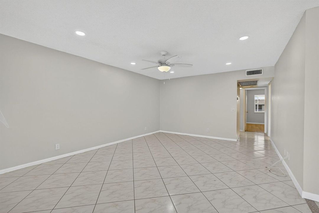 10-web-or-mls-BS1A5392