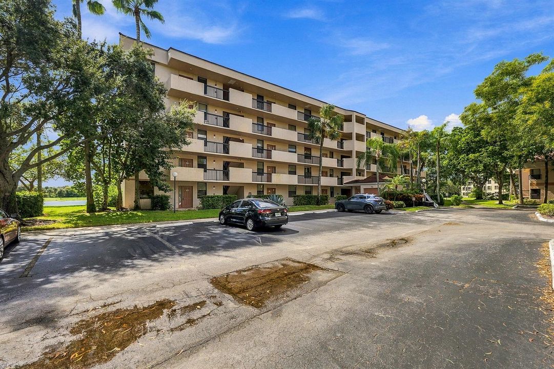 01_property exterior