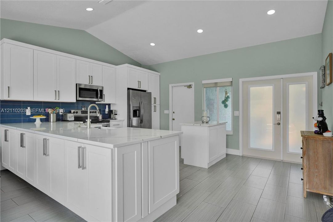 En Venta: $615,000 (3 camas, 2 baños, 1607 Pies cuadrados)