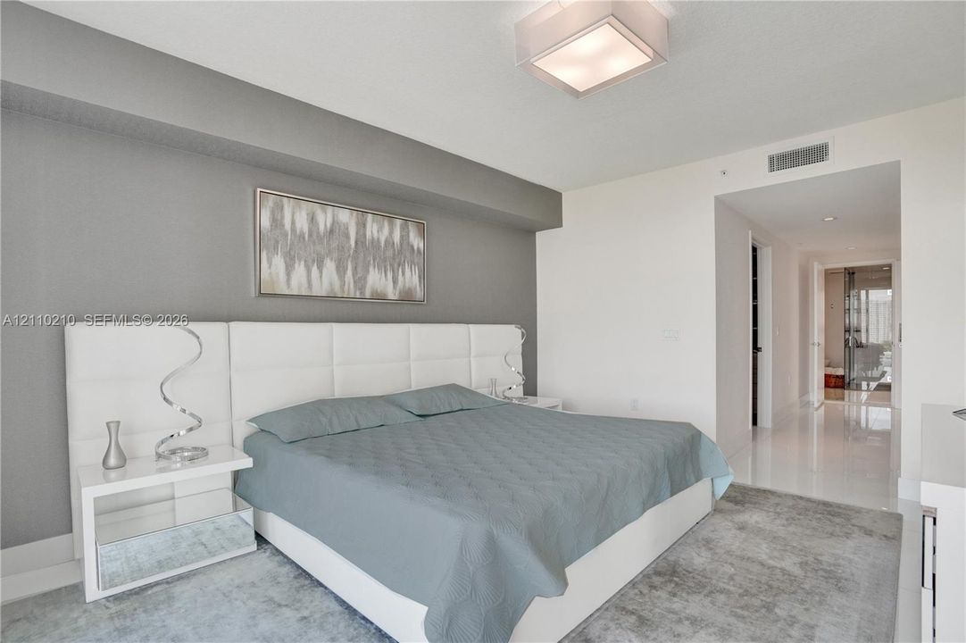 En Venta: $1,549,000 (3 camas, 3 baños, 1892 Pies cuadrados)