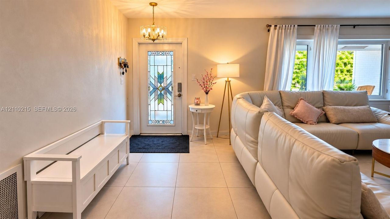 For Sale: $1,200,000 (4 beds, 2 baths, 2173 Square Feet)