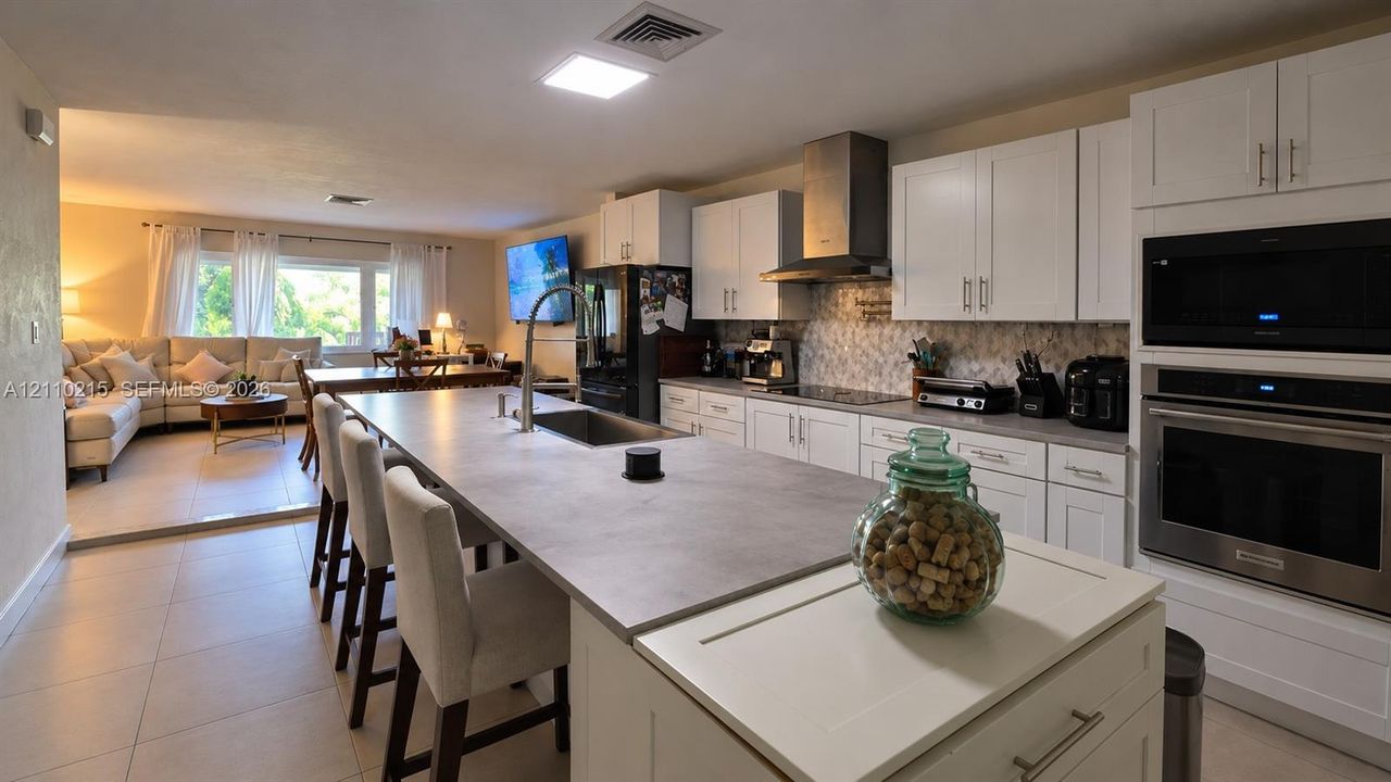 For Sale: $1,200,000 (4 beds, 2 baths, 2173 Square Feet)