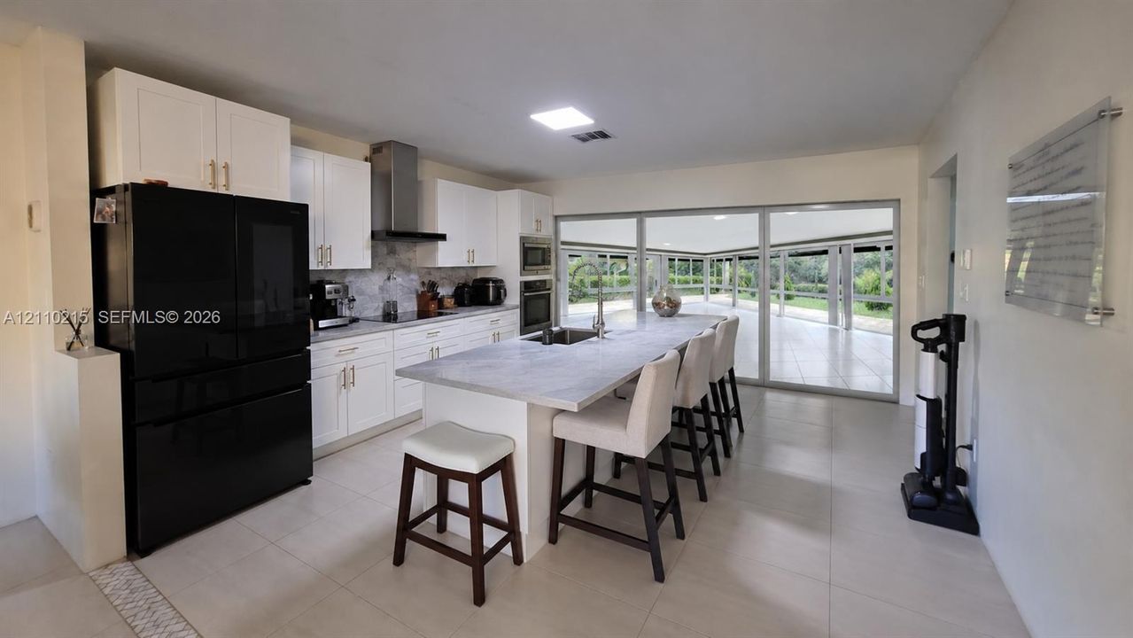 For Sale: $1,200,000 (4 beds, 2 baths, 2173 Square Feet)