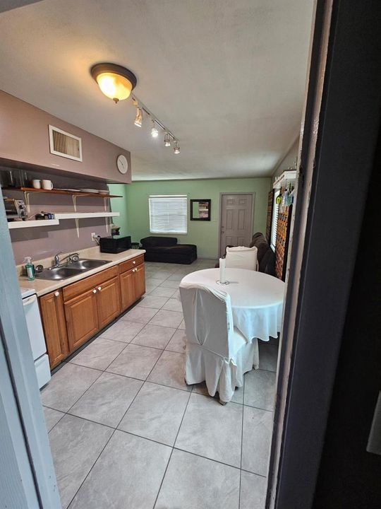 Eat in Kitchen
