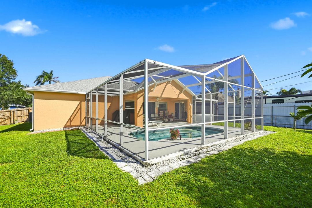 Screened Pool