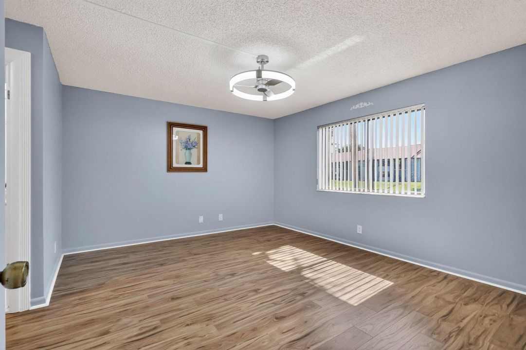 22-web-or-mls-F14A9863