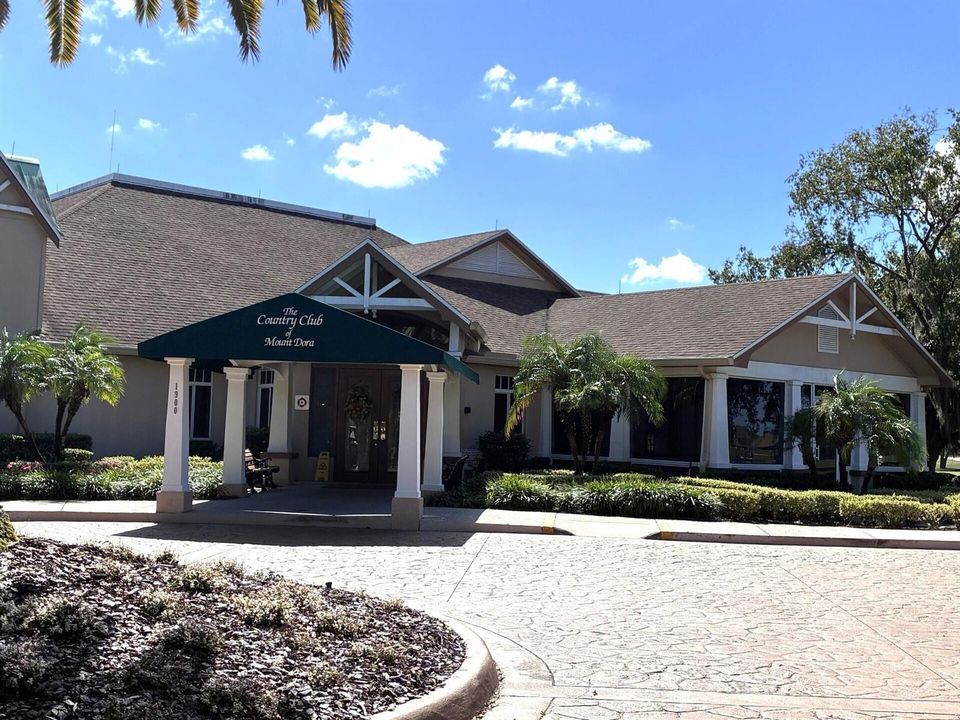 9013 Heathland golf and lake view