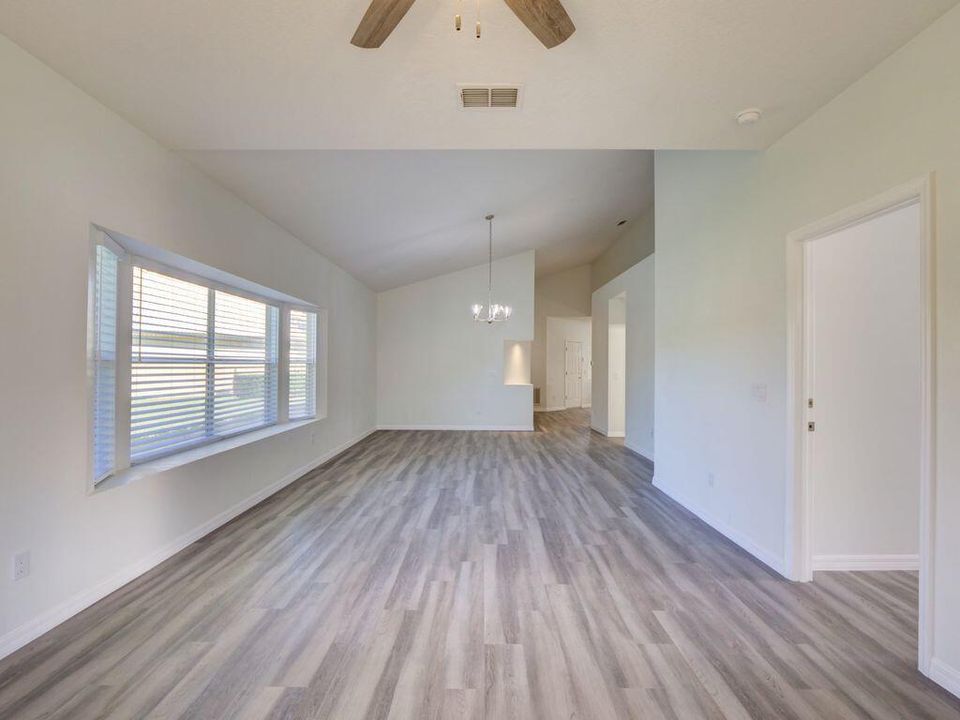 9013 Heathland bay window 1