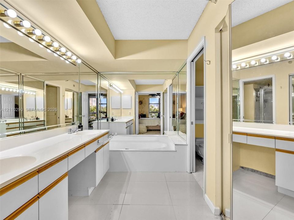 Dual Vanity with Separate Bathtub and Shower