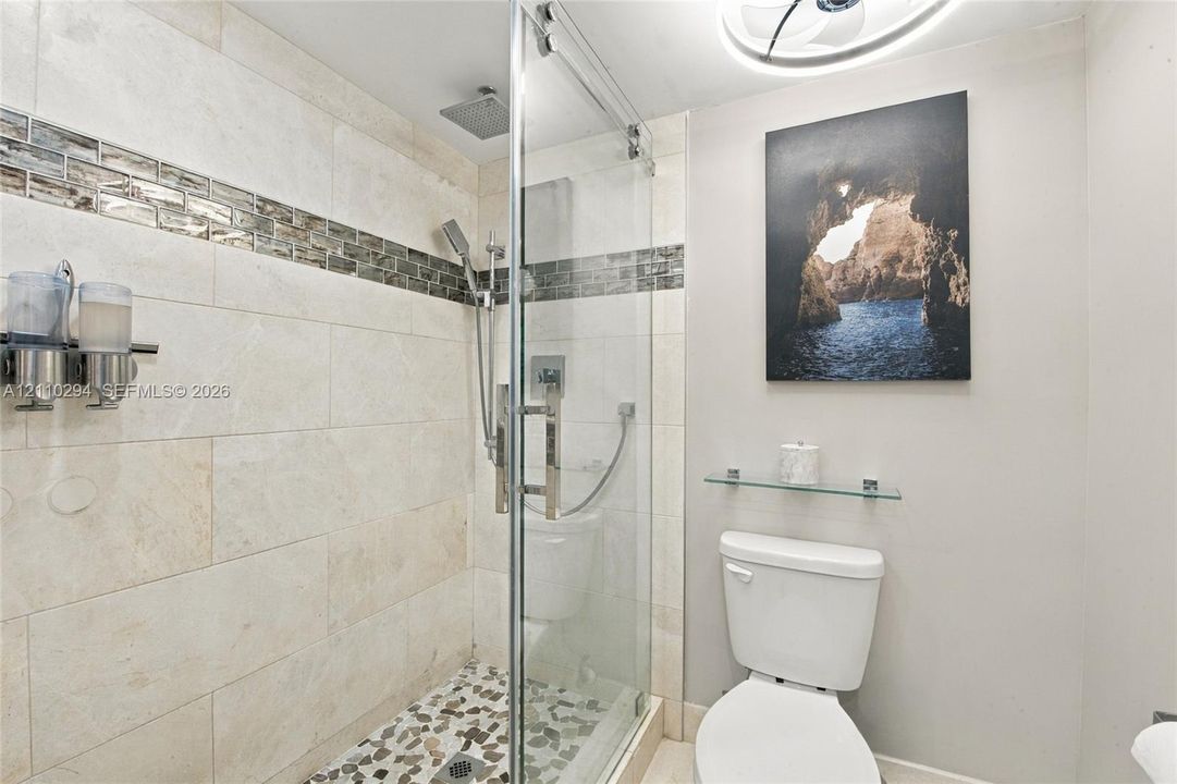 En Venta: $165,000 (2 camas, 2 baños, 0 Pies cuadrados)