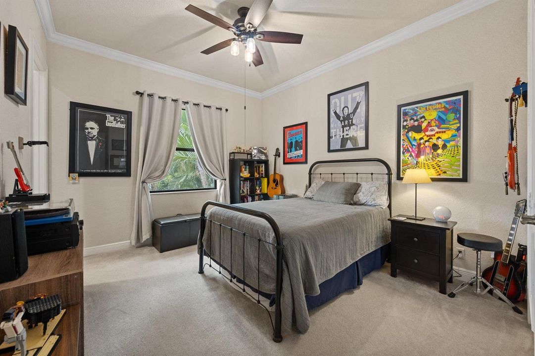 Guest Bedroom 4