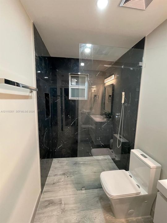 For Rent: $5,800 (4 beds, 3 baths, 1900 Square Feet)
