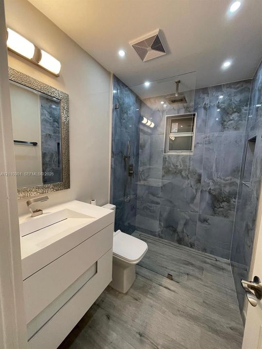 For Rent: $5,800 (4 beds, 3 baths, 1900 Square Feet)