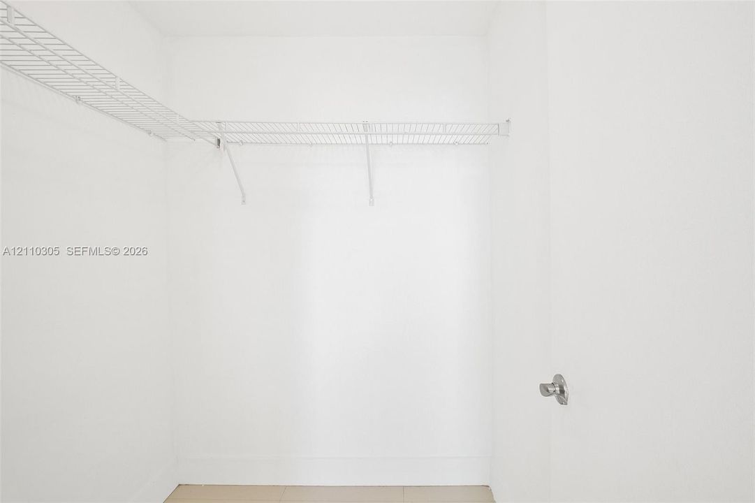 For Rent: $3,600 (2 beds, 2 baths, 1048 Square Feet)