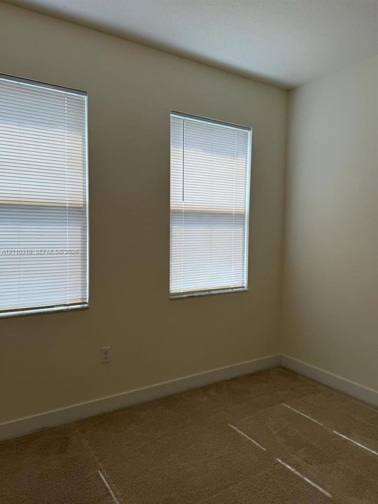 For Rent: $3,050 (3 beds, 2 baths, 1236 Square Feet)