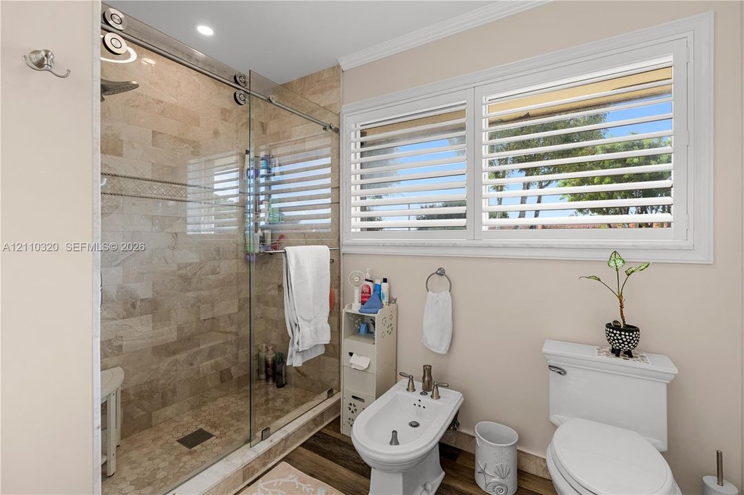 En Venta: $499,900 (3 camas, 2 baños, 1606 Pies cuadrados)