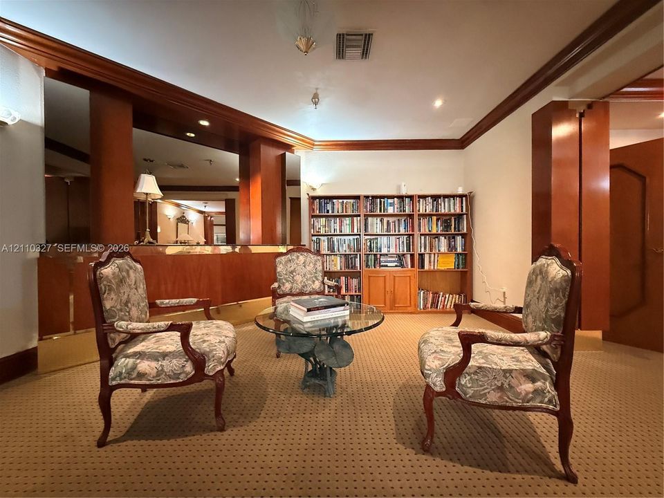 For Sale: $1,485,000 (3 beds, 2 baths, 1980 Square Feet)