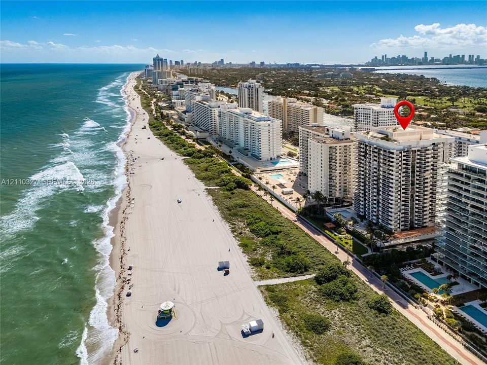 For Sale: $1,485,000 (3 beds, 2 baths, 1980 Square Feet)