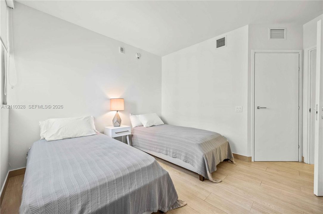 En Renta: $5,400 (2 camas, 2 baños, 997 Pies cuadrados)