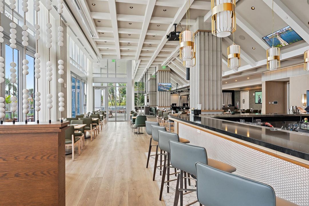 Birdie Restaurant