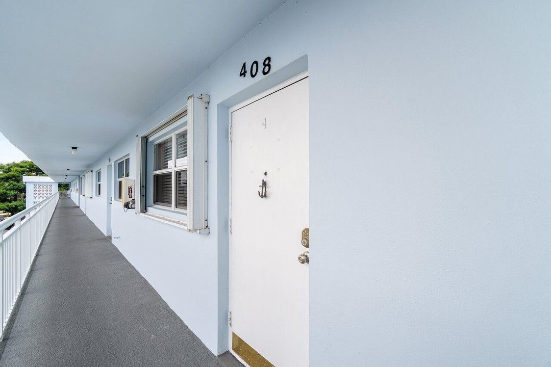 16_Front_door_looking_west