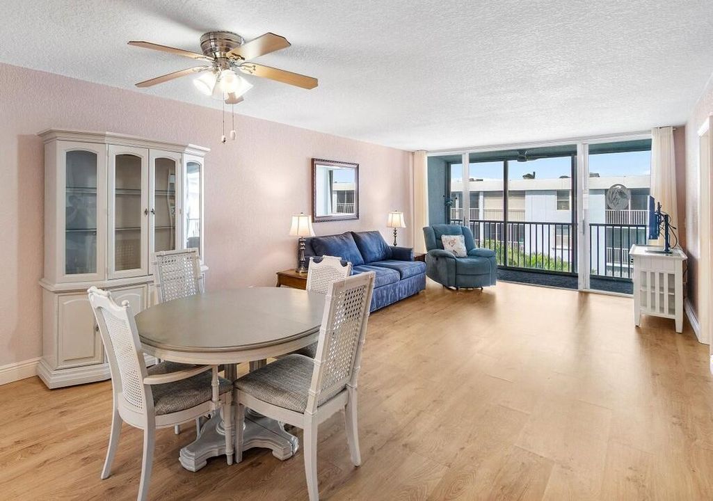 7_Diningliving_area