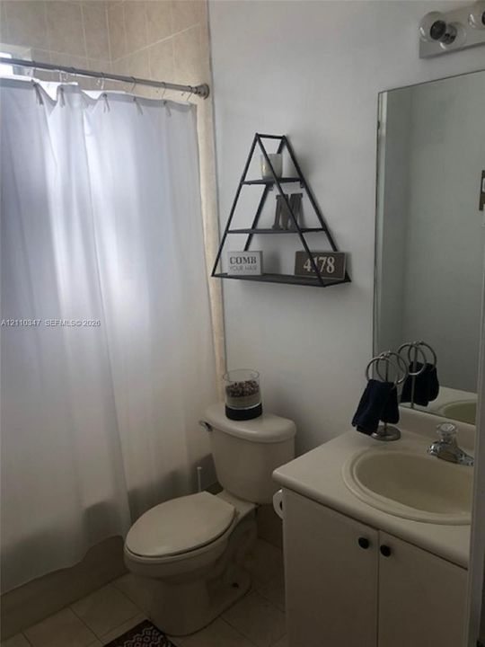 For Sale: $449,000 (4 beds, 3 baths, 1570 Square Feet)