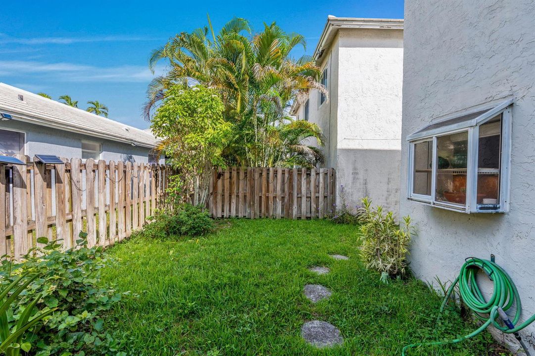 42-web-or-mls-A7401836