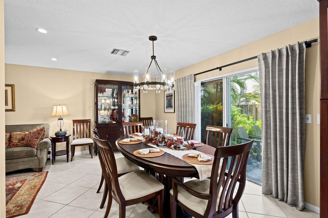22-web-or-mls-A7401940